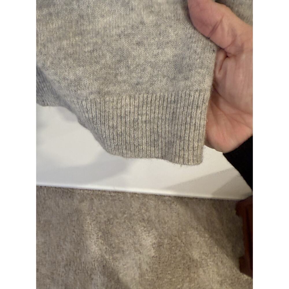 Charter Club Women’s Cashmere Luxury Gray Crew Neck Sweater XL Classic Minimal - Picture 4 of 8